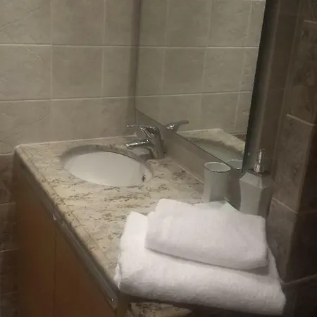 Beautiful House By The Sea,loutraki Skaloma. * Loutráki