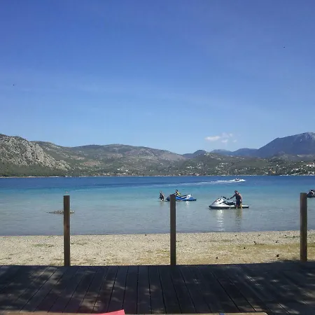 Beautiful House By The Sea,loutraki Skaloma. Feriehus Loutráki