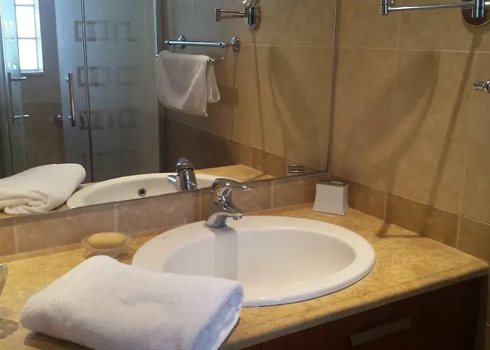 Beautiful House By The Sea,loutraki Skaloma. Hébergement de vacances Loutráki