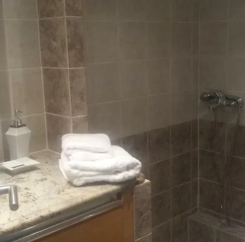 Beautiful House By The Sea,loutraki Skaloma. * Loutráki